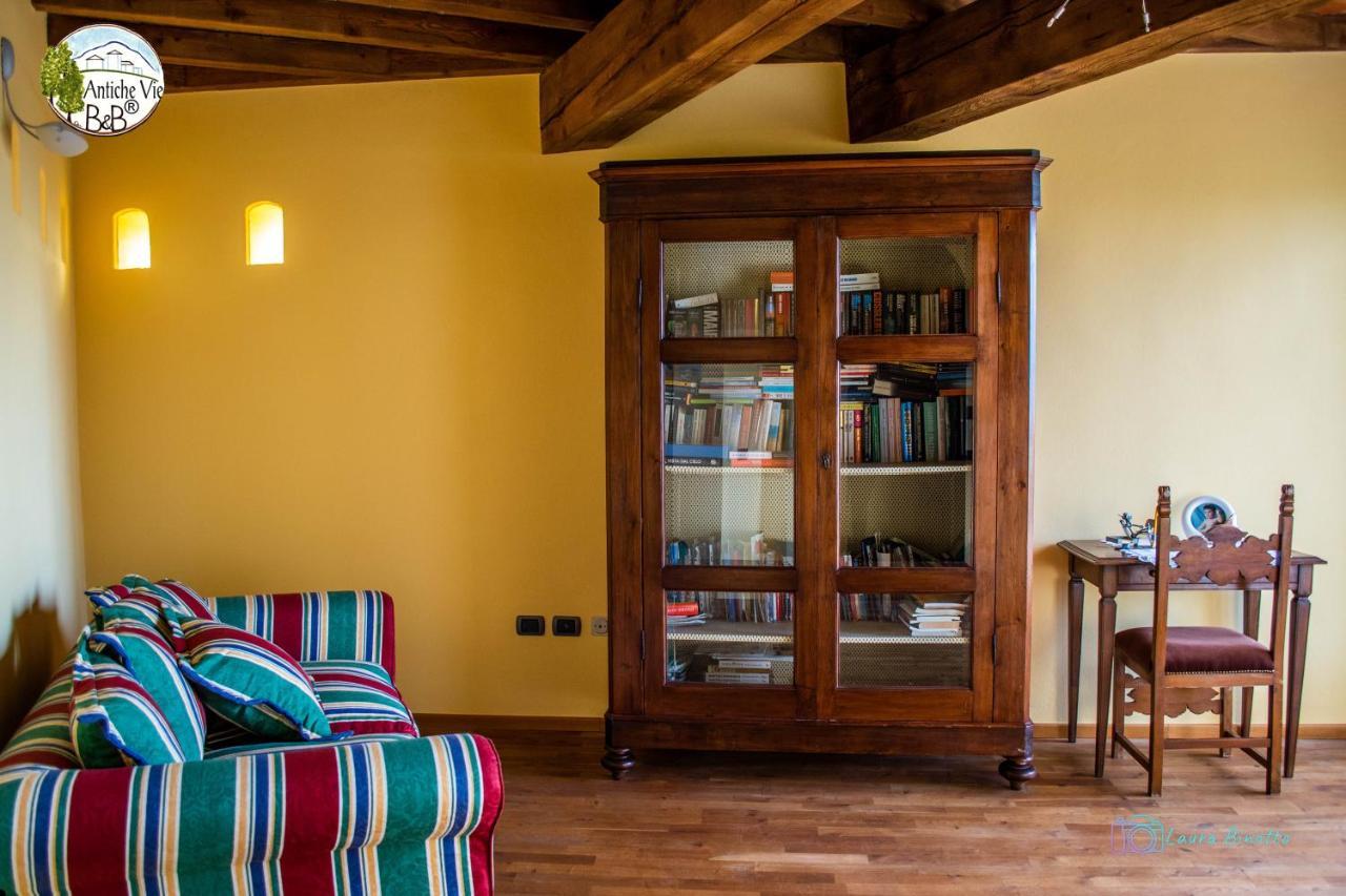 Serramazzoni Antiche Vie B&B מראה חיצוני תמונה